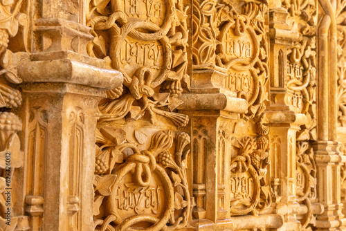 Zespół klasztorny Batalha Monastery w Portugalii, detale architektoniczne. Ze względu na unikatową wartość kulturową został wpisany na światową listę UNESCO.