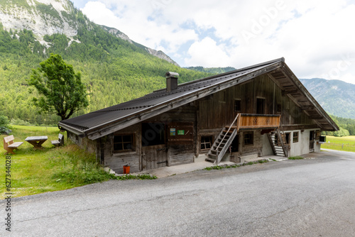 Mehrzweckgebäude im Alpenpark Karwendel.
