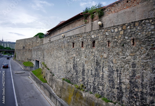 Photography Stadtmauer und Schnellstraße in Bratislava