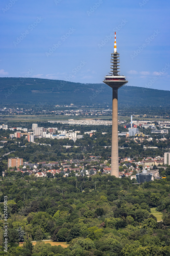 Obraz premium Frankfurt am Main Europaturm