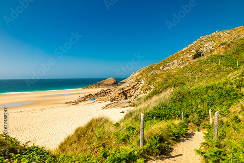 Unterwegs am Landschaftlichen Highlight Cap Fr  hel in der Bretagne - Pl  venon - Frankreich