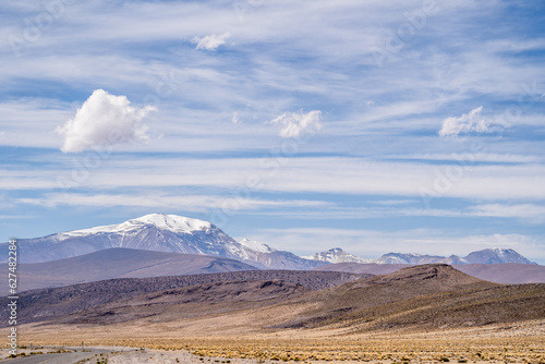 Vista a las montañas en la cordillera de Los Andes en la comuna de Colchane, región de Tarapacá, Chile photo