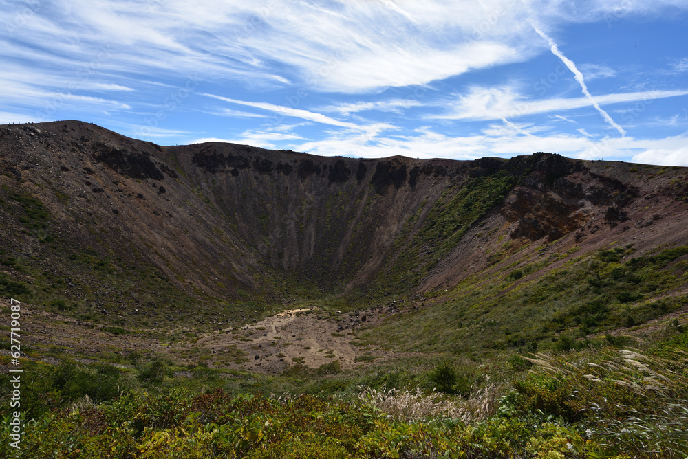 Fototapeta premium Climbing Mount Azuma-Kofuji, Fukushima, Japan