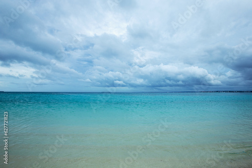 Fototapeta Naklejka Na Ścianę i Meble -  Dark clouds on the ocean