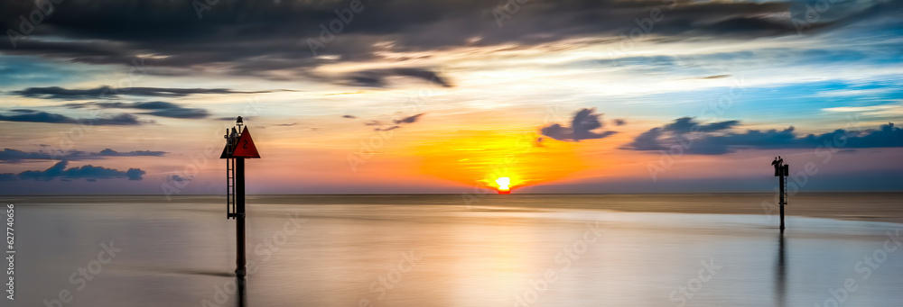 Φωτογραφία Sunset over the Gulf of Mexiuco at the Venice Jetty on the Intracoastal Waterway