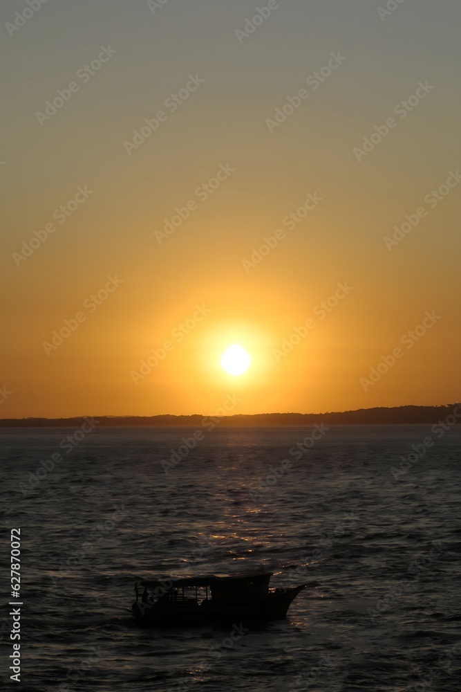Obraz premium sunset over the sea