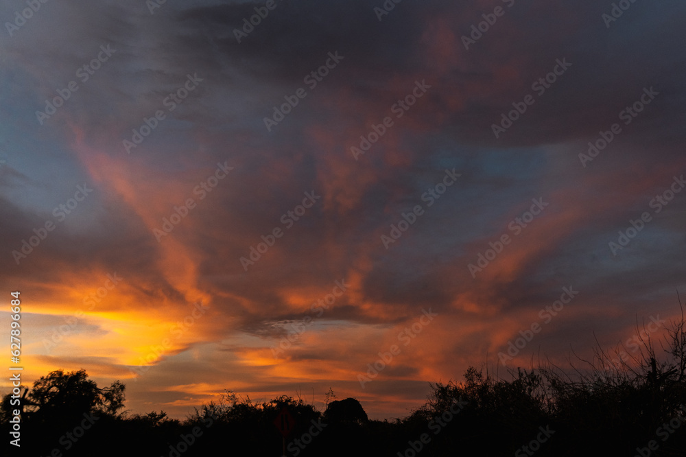 Fototapeta premium Capturing Nature's Canvas: A Mesmerizing Sunset Mirage