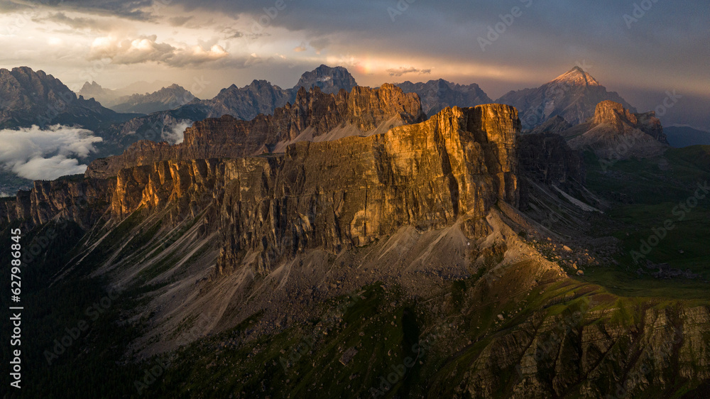 defaultsunset in the mountains, Dolomiti