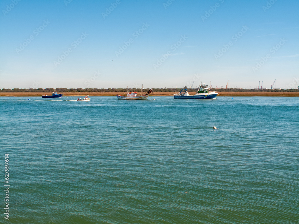 Puerto pesquero de Punta Umbría en la provincia de Huelva, Andalucía, España