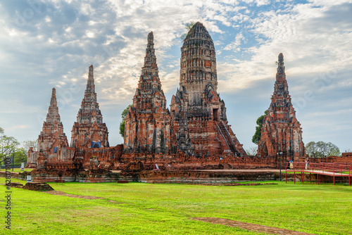 Awesome towers of Wat Chaiwatthanaram in Ayutthaya, Thailand © efired