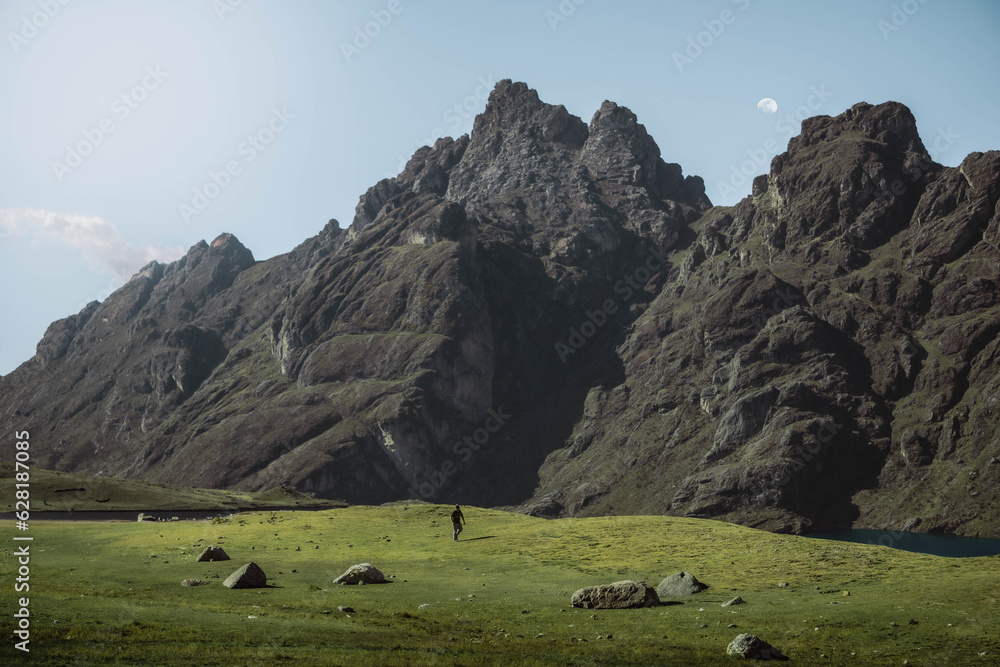 Fotografia de paisaje andino peruano donde hay un campo vacío para fotomontajes de cualquier producto Fotografia de paisaje andino peruano donde hay un campo vacío para fotomontajes de cualquier producto