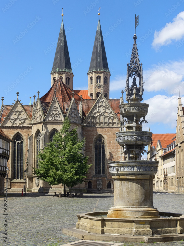 Braunschweig - Martinikirche und Marienbrunnen, Niedersachsen, Deutschland, Europa