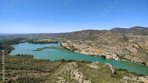 Fototapeta Naklejka Na Ścianę i Meble -  Sant Llorens de Montgai-Riu Segre-Lleida