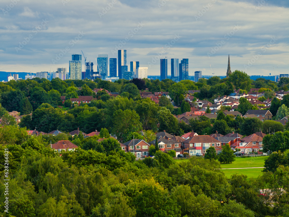 Fototapeta premium Manchester's amazing skyline panoramic aerial shot taken from Heaton Park. 