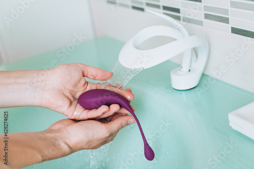 Hands washing vibro vaginal and anal massager Egg