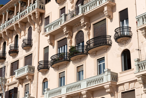Fototapeta Naklejka Na Ścianę i Meble -  Generic architecture and street view in Naples, Italy