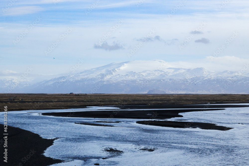 Obraz premium River in the Icelandic Mountains