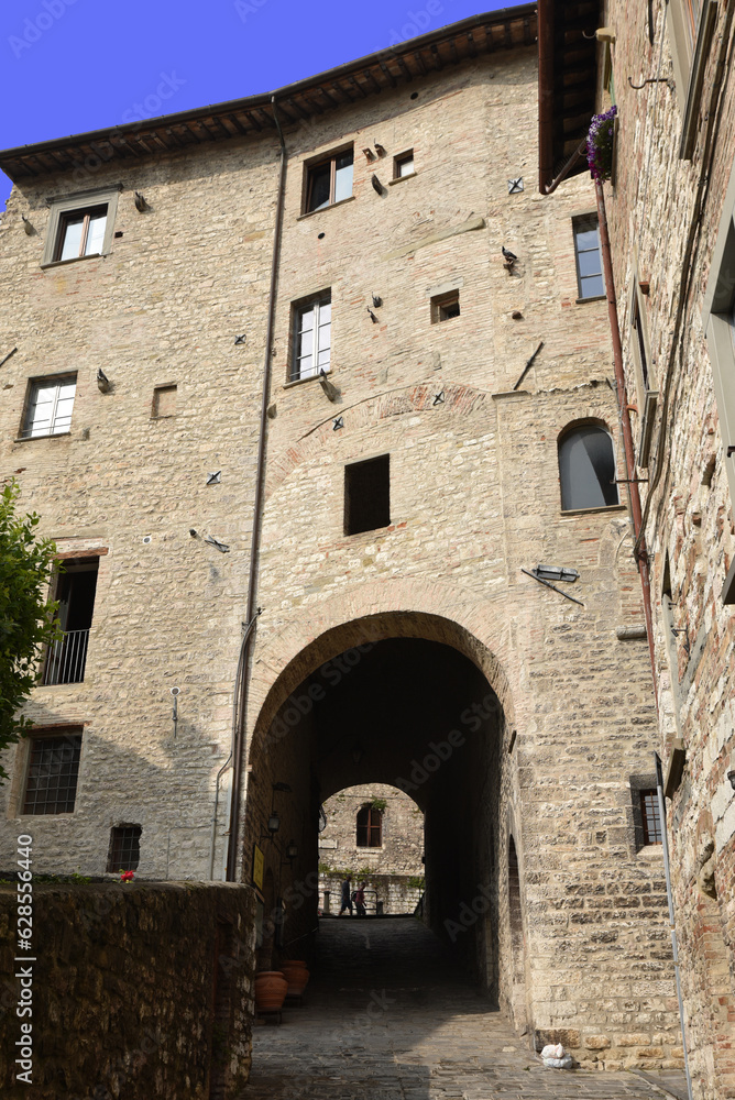 Maison médiévale à Gubbio en Ombrie. Italie