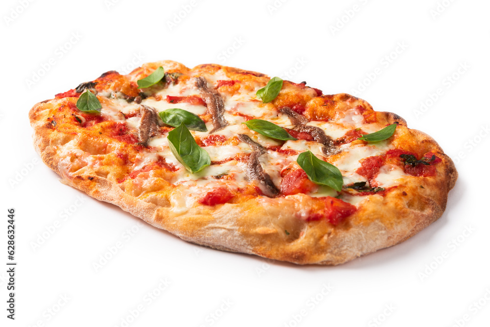 Deliziosa pinsa romana condita con pomodoro, mozzarella e acciughe e isolata su fondo bianco Deliziosa pinsa romana condita con pomodoro, mozzarella e acciughe e isolata su fondo bianco