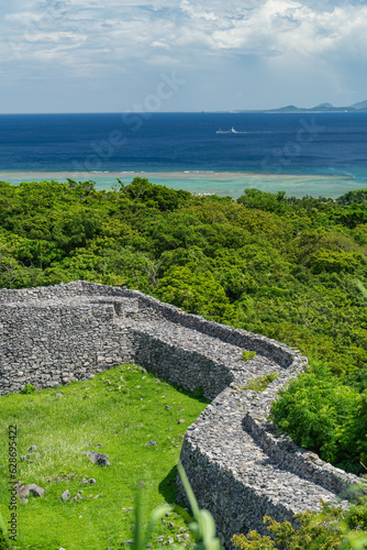 世界遺産　今帰仁城跡　沖縄
