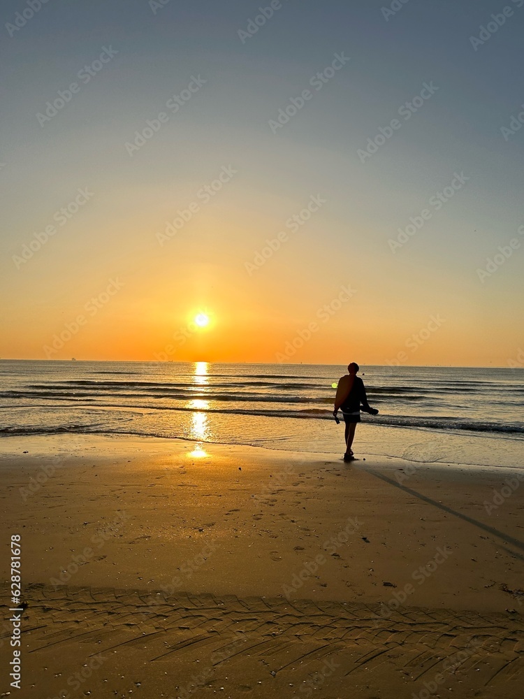 Naklejka premium Sunrise