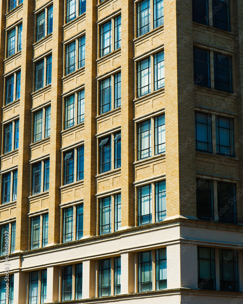 Fototapeta premium facade of a building
