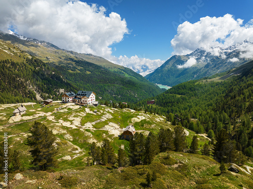 Blick auf Zufallhütte und Zufrittsee