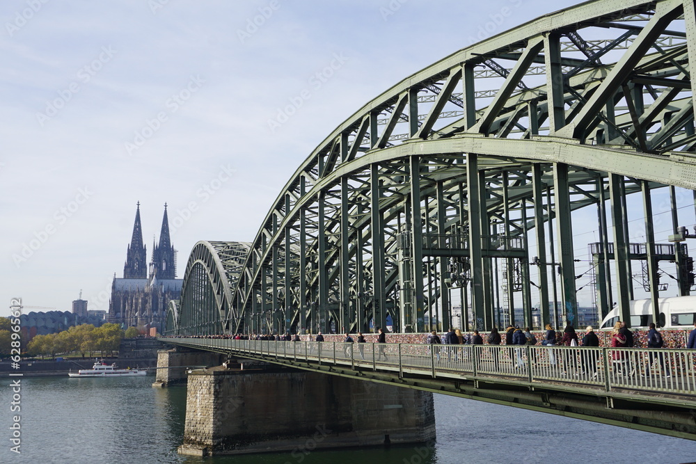 Obraz premium bridge in cologne