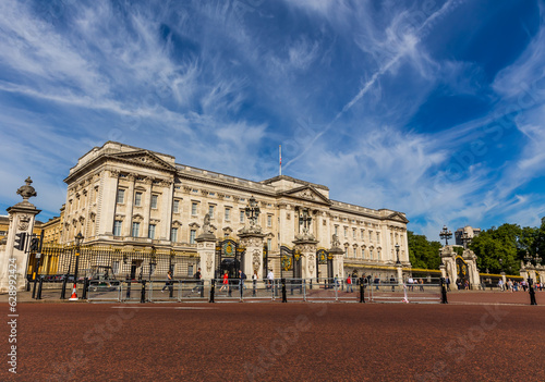 Photo Buckingham Palace in London in the morning