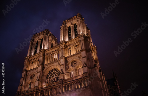 notre dame cathedral by night