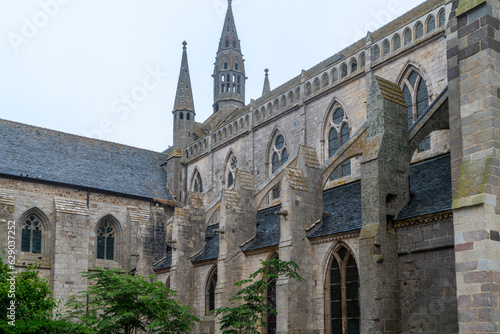 Kathedrale Saint-Paul Aurelien in Saint-Pol-de-Leon, Bretagne photo