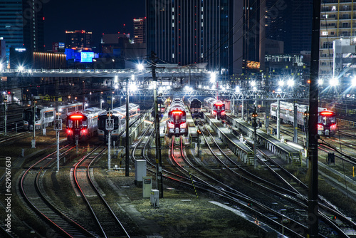 夜の名古屋車両区