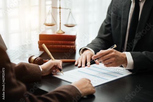 Canvas Print Judge gavel with scales of justice, Business and lawyer or counselor consulting
