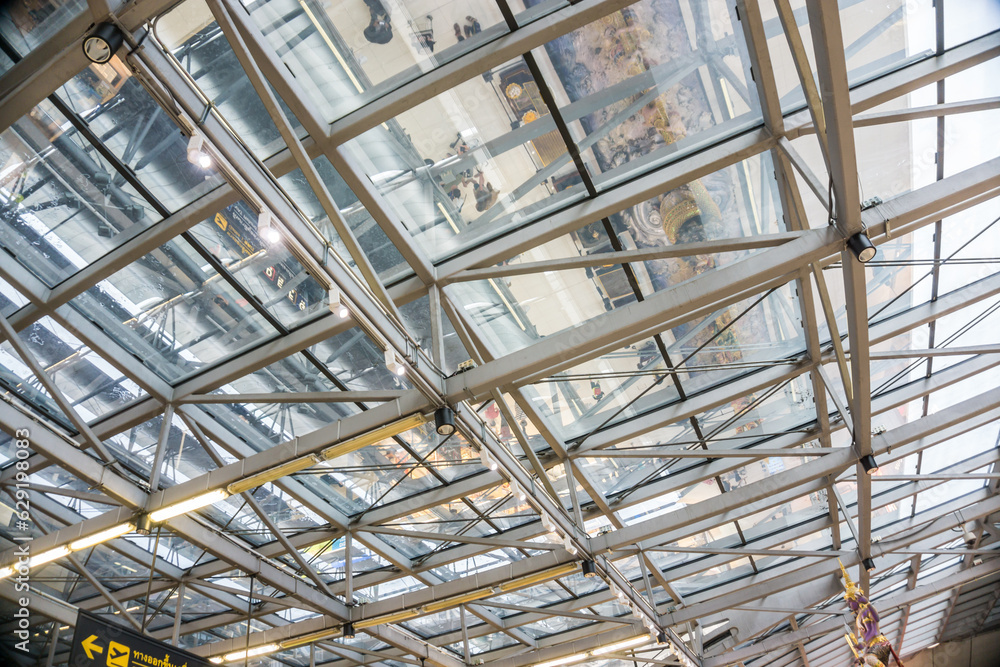 Airport metal roof structure indoor building