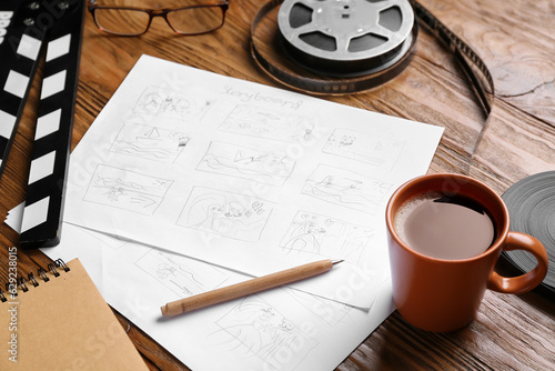 Storyboard with movie clapp...