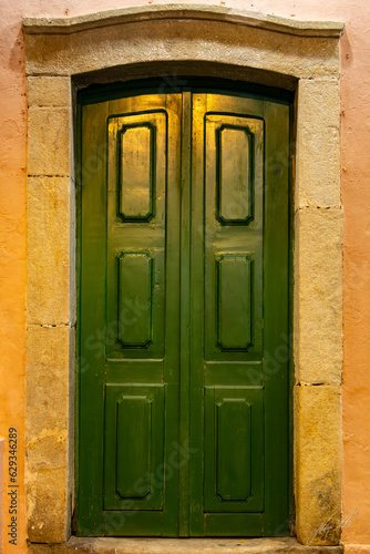 Fotografie Door of a colonial house from the 18th century in the Historic Center of Paranaguá - Paraná - Brazil