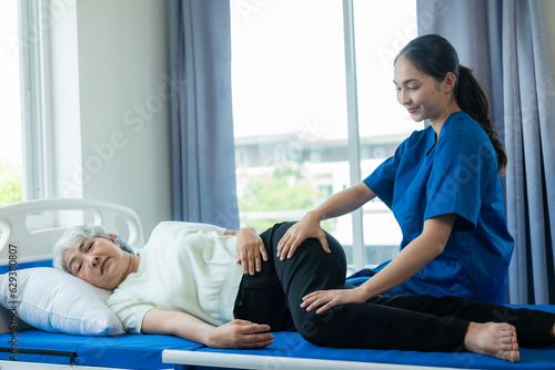 Asian women were cared for by nurses who tracked their health and musculoskeletal rehab. on the legs, knee joints and for elderly women