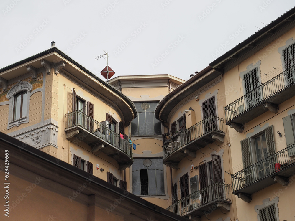 Casa Crescent liberty house in Turin