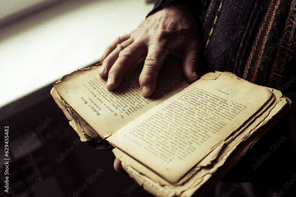 Naklejka premium old bible book