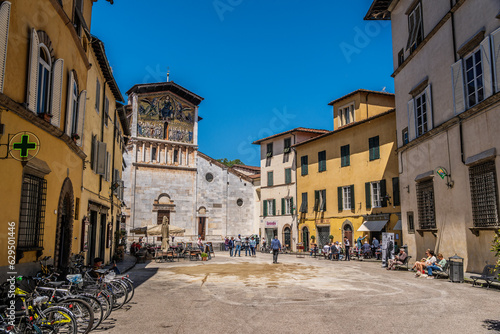 Basilica of San Frediano in Lucca Italy © Frankix