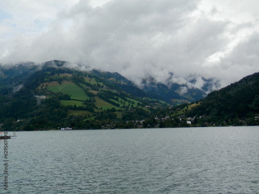 Zell am See bei Regen und Nebel Zell am See bei Regen und Nebel