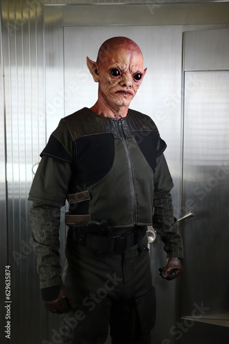 Male Alien Soldier 