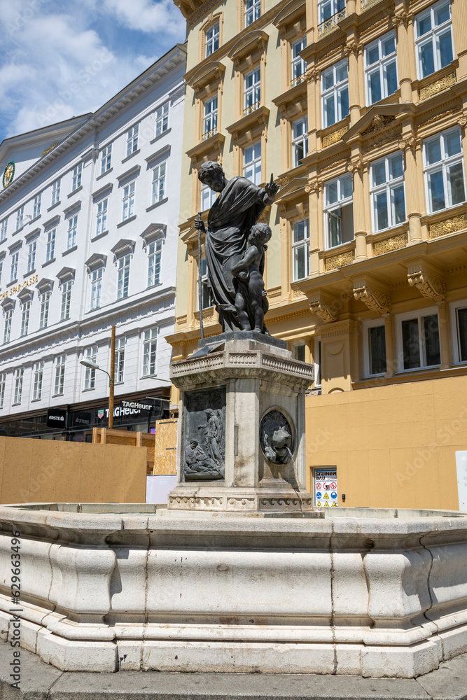 Fototapeta premium Vienna, Austria - June 13, 2023: Joseph Fountain on Graben Street in the center of Vienna