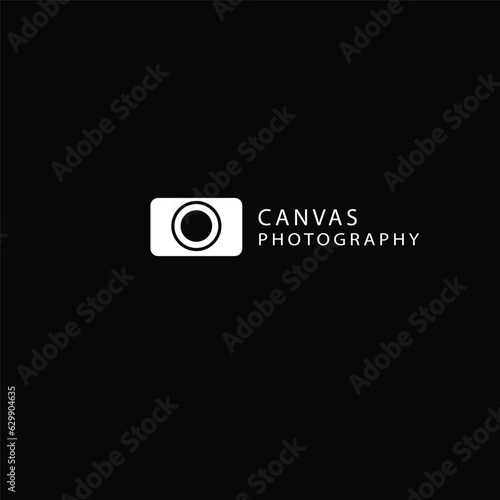 Camera icon, flat photo camera vector isolated. Modern simple snapshot photography sign.�