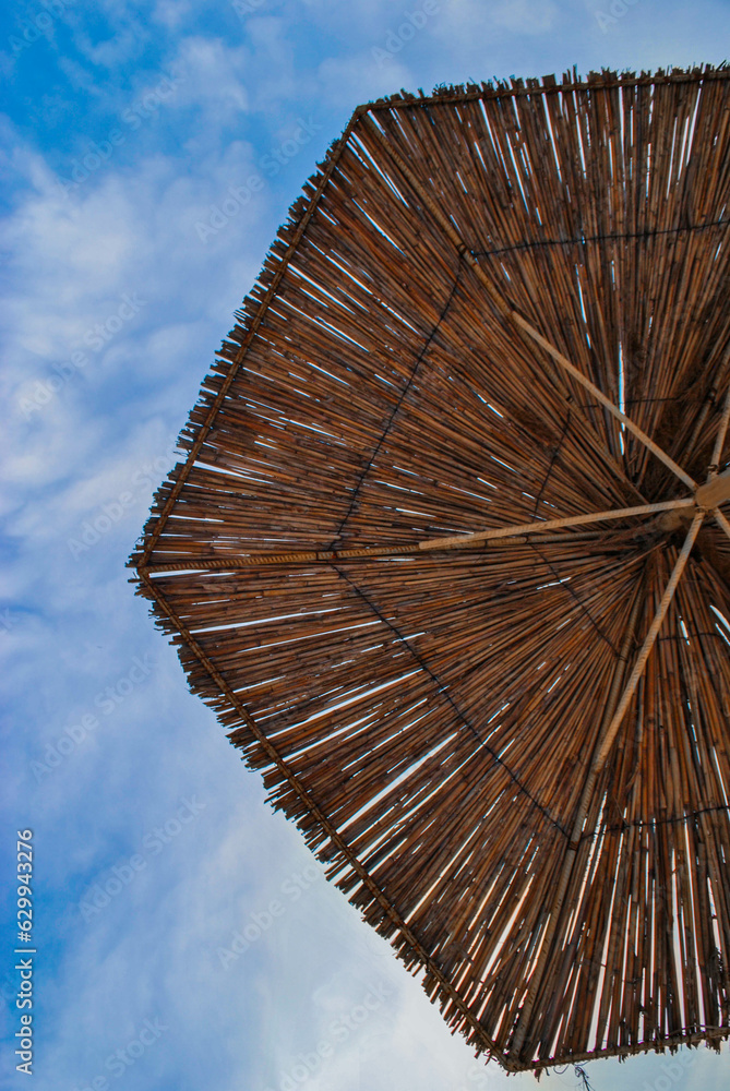 Obraz premium parasol and blue sky