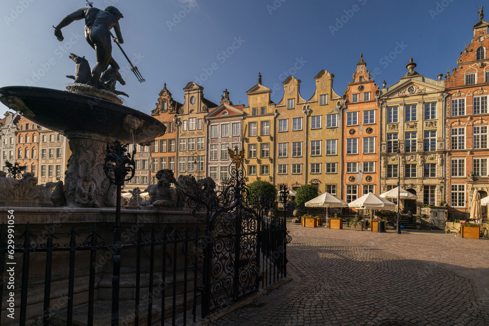 Fototapeta premium Langer Markt mit Neptunbrunnen, Altstadt, Rechtstadt, Danzig, Polen < english> Long Market with Neptune Fountain, old town, Gdansk, Poland