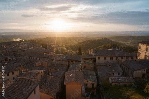 Tableau sur toile Scenic horizontal view of Montepulciano during sunset, Italy