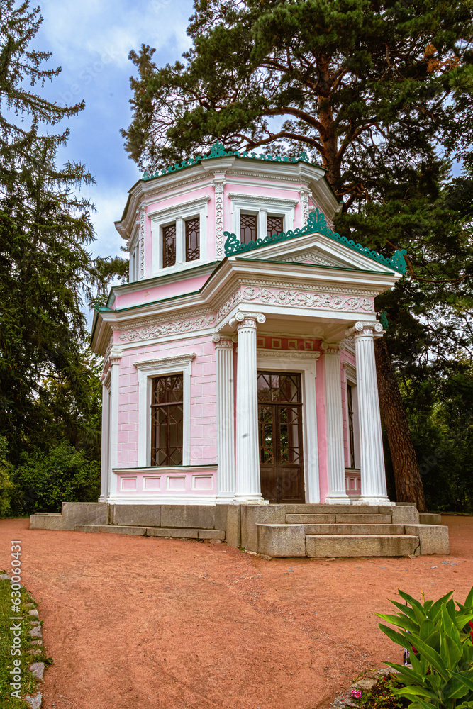 Uman. Sofievsky park. Pavilion near the lake.