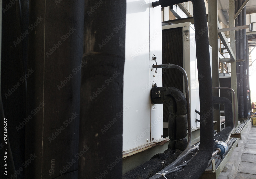 Instalation of HVAC system for air conditioning the storage room. Instalation of HVAC system for air conditioning the storage room.