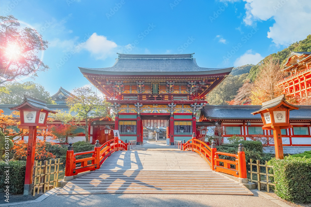 Naklejka premium Saga, Japan - Nov 28 2022: Yutoku Inari shrine in Kashima City, Saga Prefecture. It's one of Japan's top three shrines dedicated to Inari alongside Fushimi Inari in Kyoto and Toyokawa Inari in Aichi